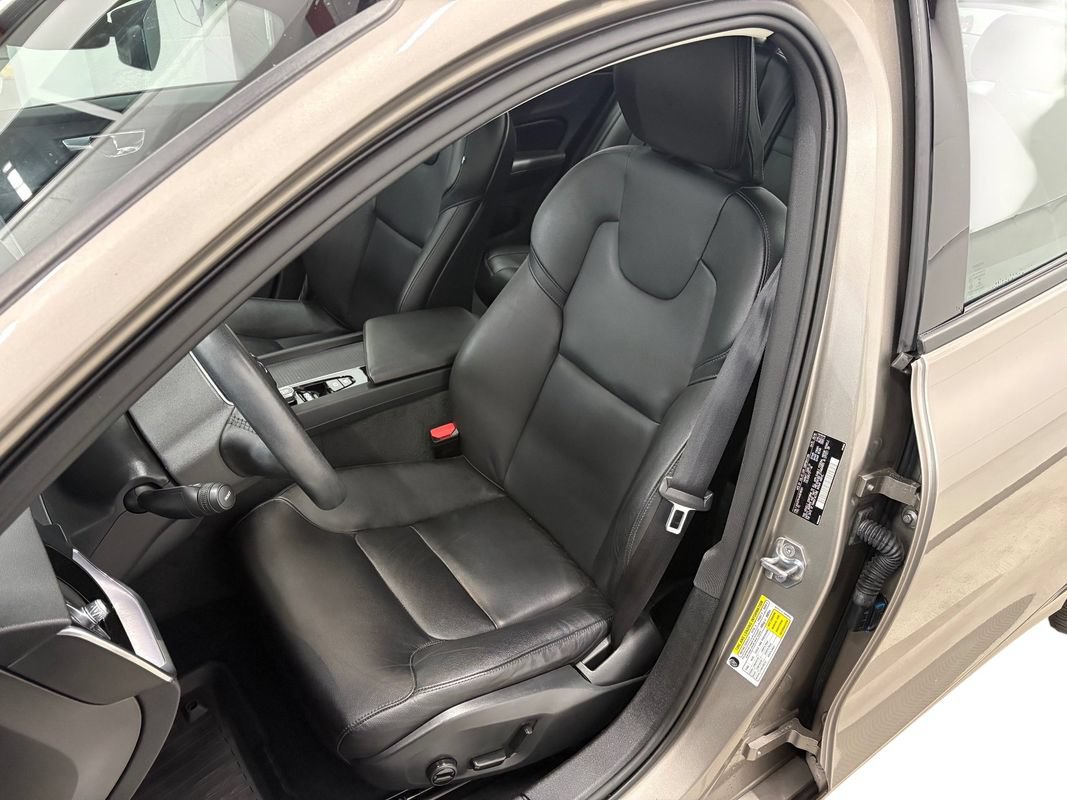 Used 2019 Volvo S60 T6 Momentum w/ Premium Package AWD/4WD image 11
