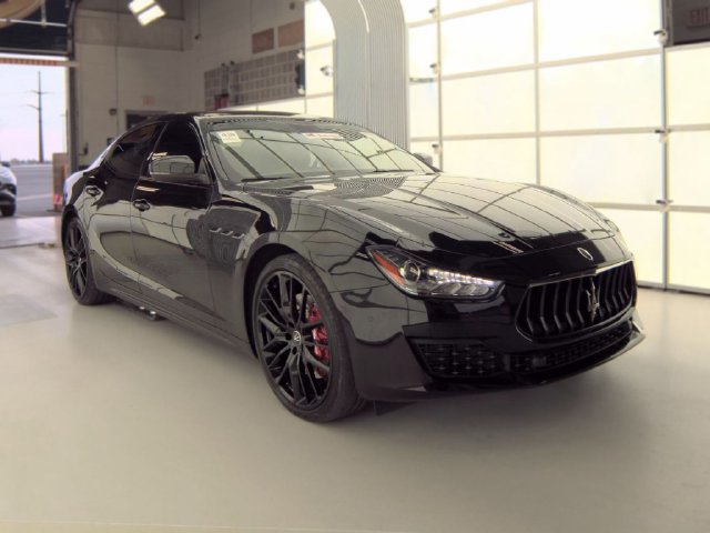 Used 2021 Maserati Ghibli S RWD image 3