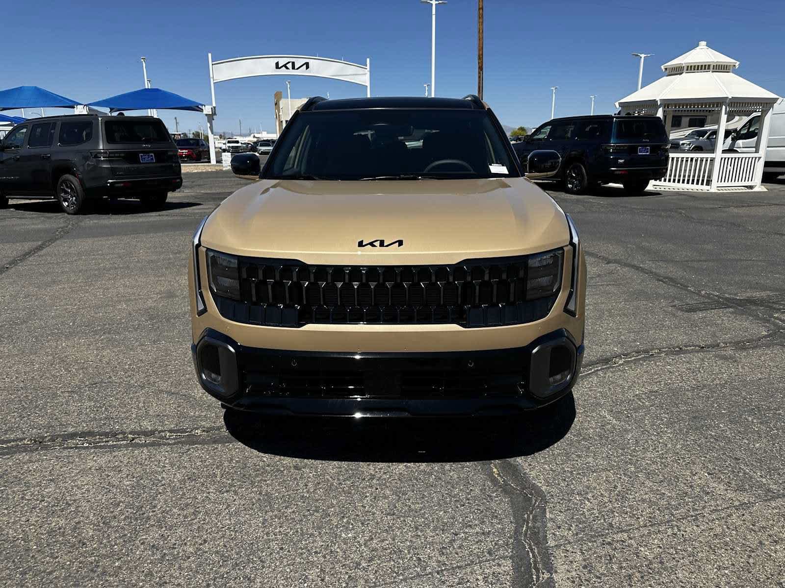 New 2027 Kia Seltos X-Line S w/ X-Line S Premium Package AWD/4WD image 8