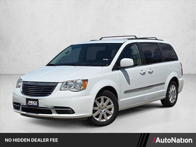 Used 2016 Chrysler Town & Country Touring FWD image 1