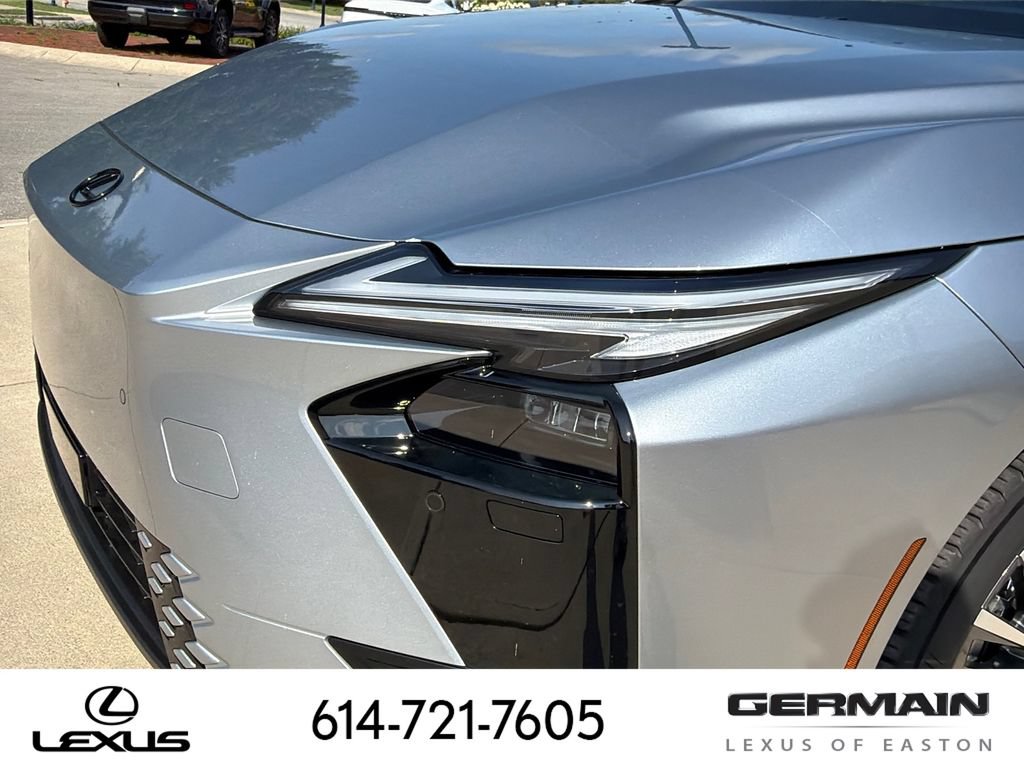 New 2026 Lexus ES 350e w/ Convenience Package FWD image 11