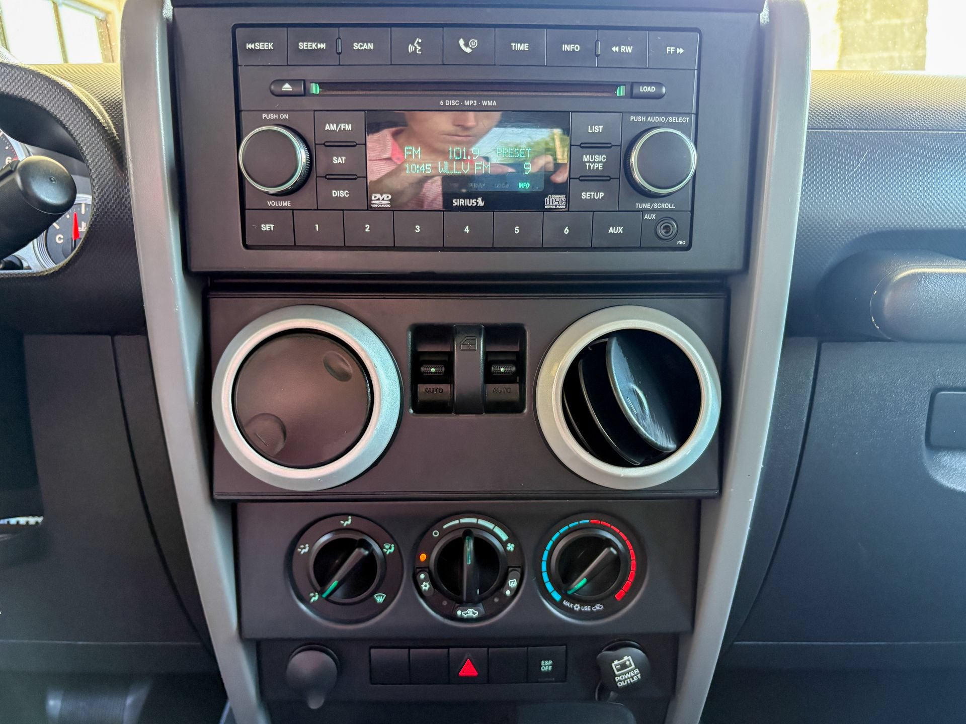 Used 2008 Jeep Wrangler Sahara w/ PWR Convenience Group AWD/4WD image 17