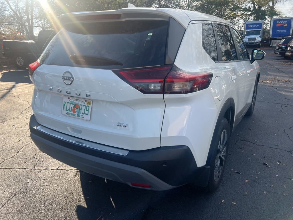 Used 2023 Nissan Rogue SV image 11