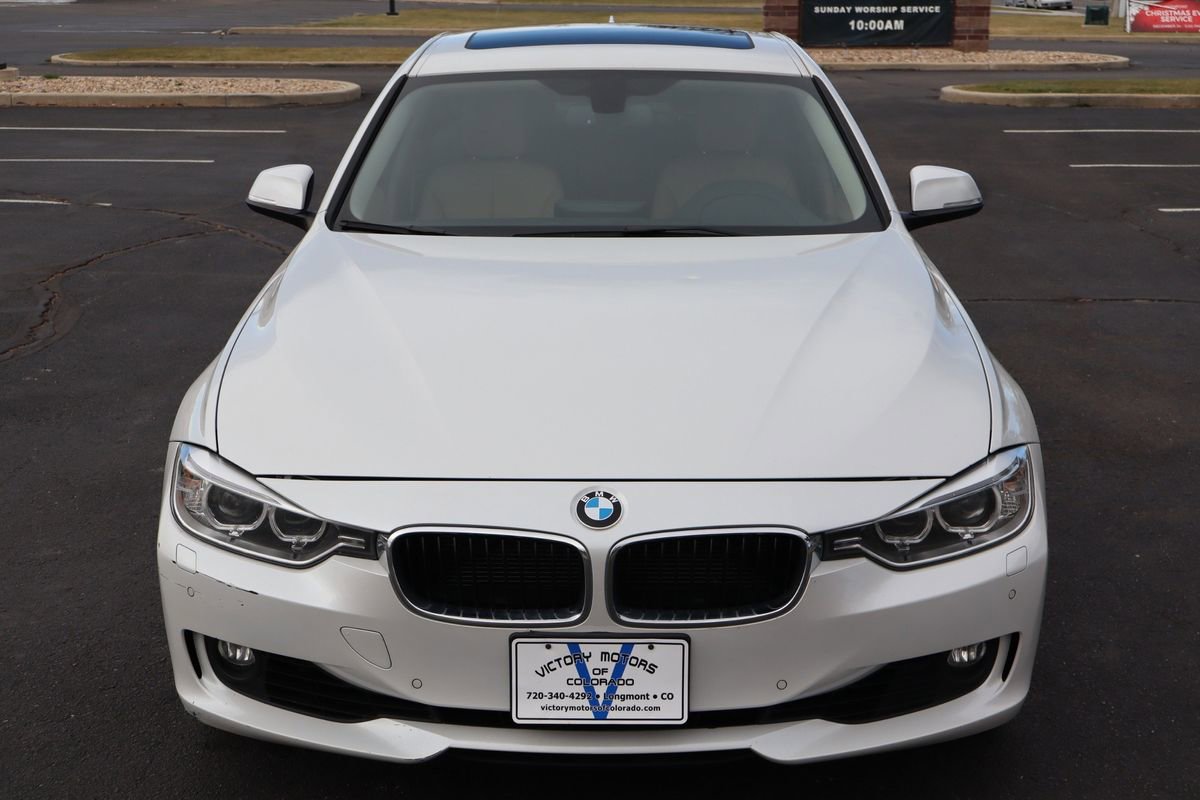 Used 2015 BMW 335i xDrive Sedan AWD/4WD image 12