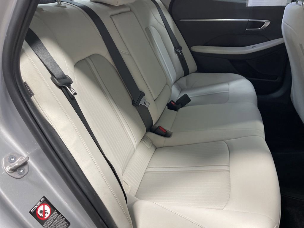 Used 2023 Hyundai Sonata SEL w/ Convenience Package FWD image 11