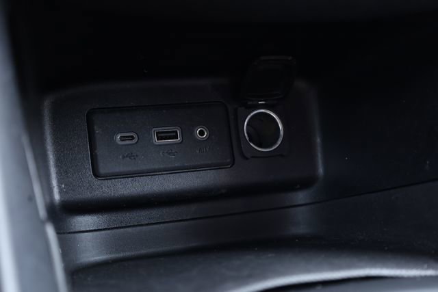 Used 2020 Chevrolet Equinox LT image 24