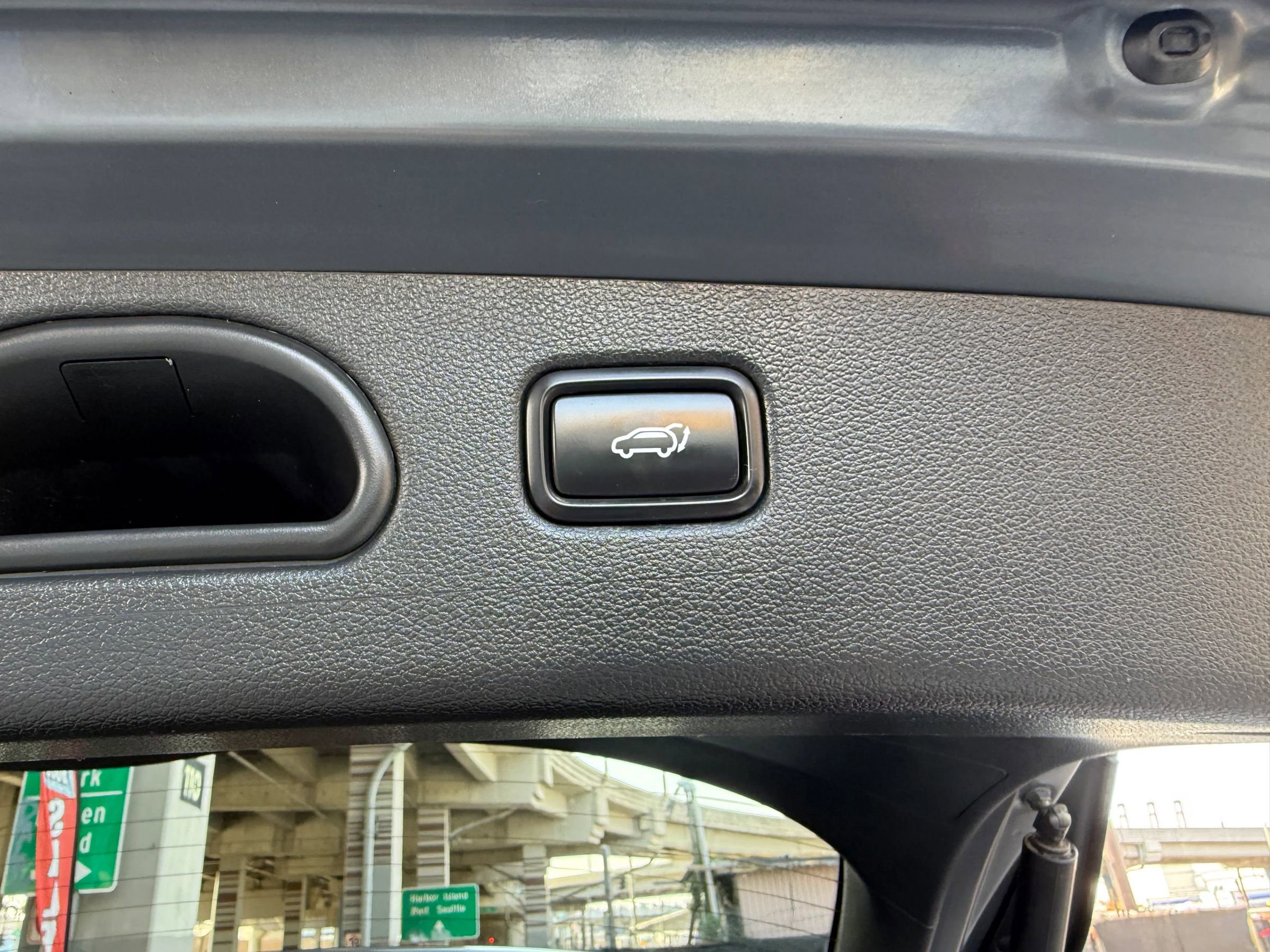 Used 2016 Hyundai Tucson Limited w/ Option Group 03 image 21