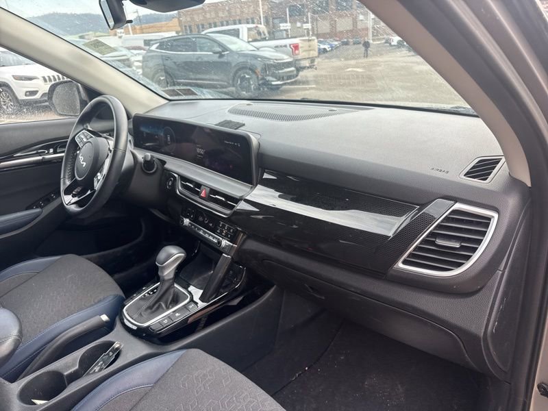 Used 2024 Kia Seltos S image 11