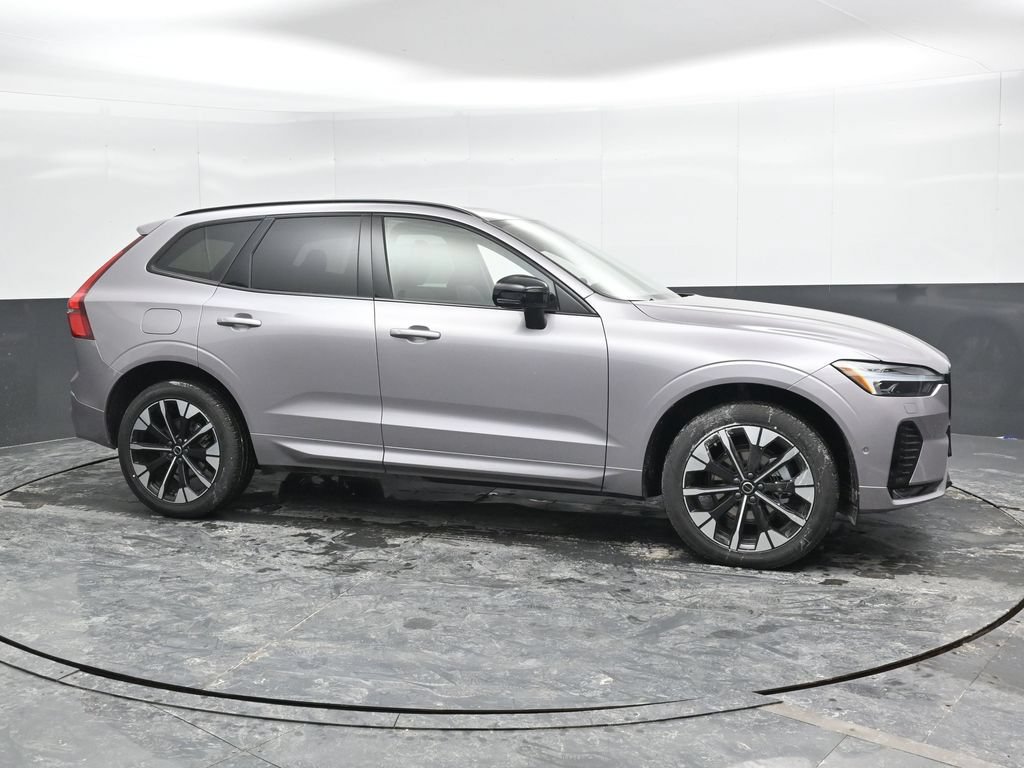 New 2026 Volvo XC60 B5 Plus w/ Protection Package Premier AWD/4WD image 3