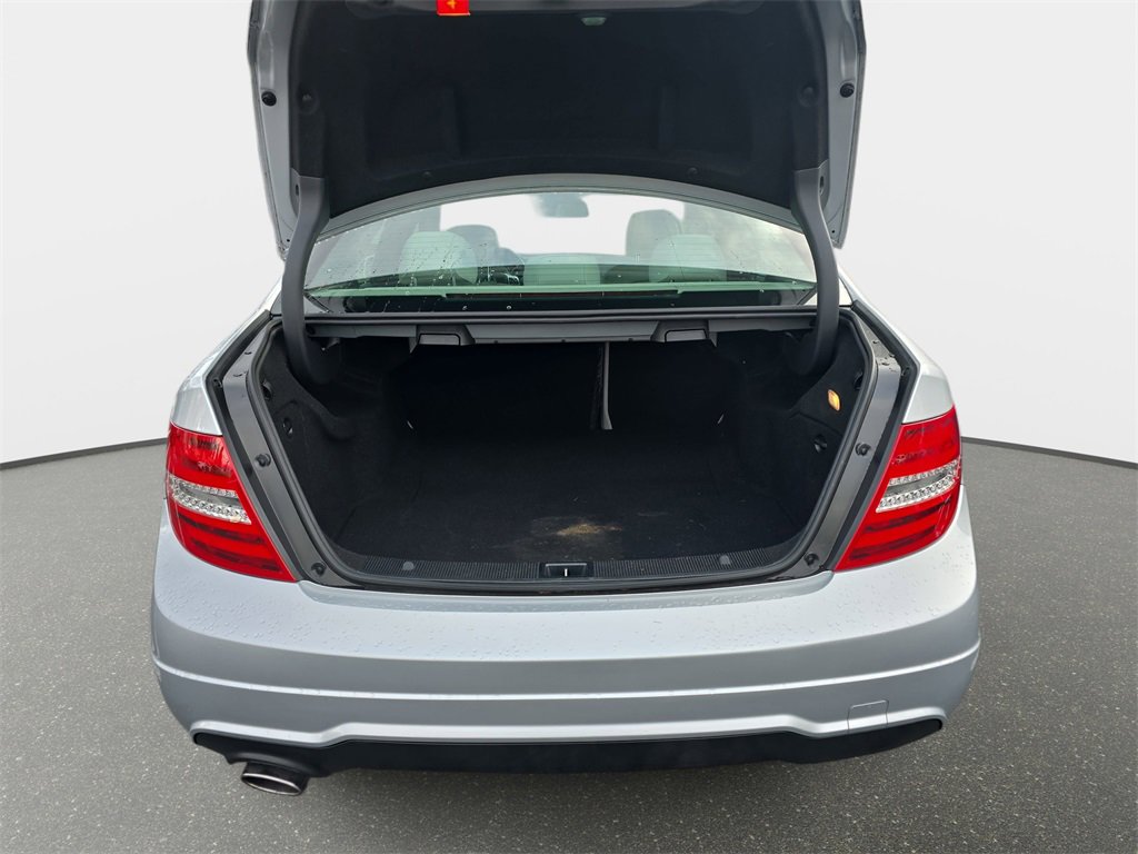 Used 2013 Mercedes-Benz C 250 Sedan image 12