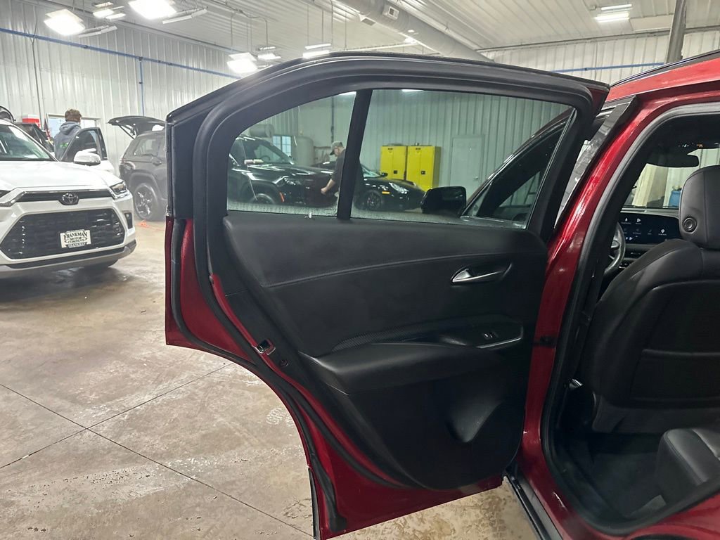 Used 2024 Cadillac XT4 Sport image 21