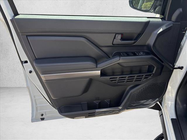 New 2026 Toyota 4Runner SR5 AWD/4WD image 12