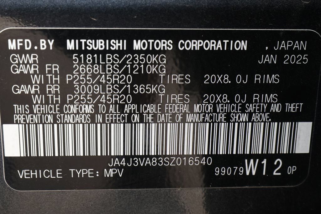 Used 2025 Mitsubishi Outlander SE FWD image 12