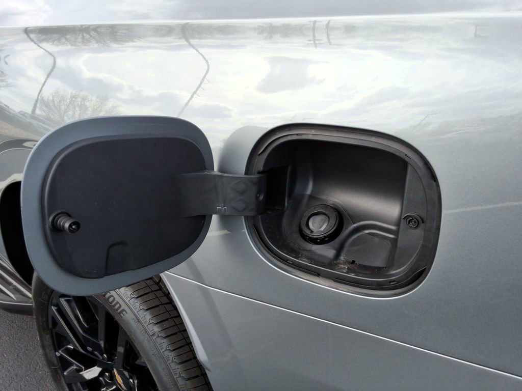 New 2026 Chevrolet Suburban Premier image 13