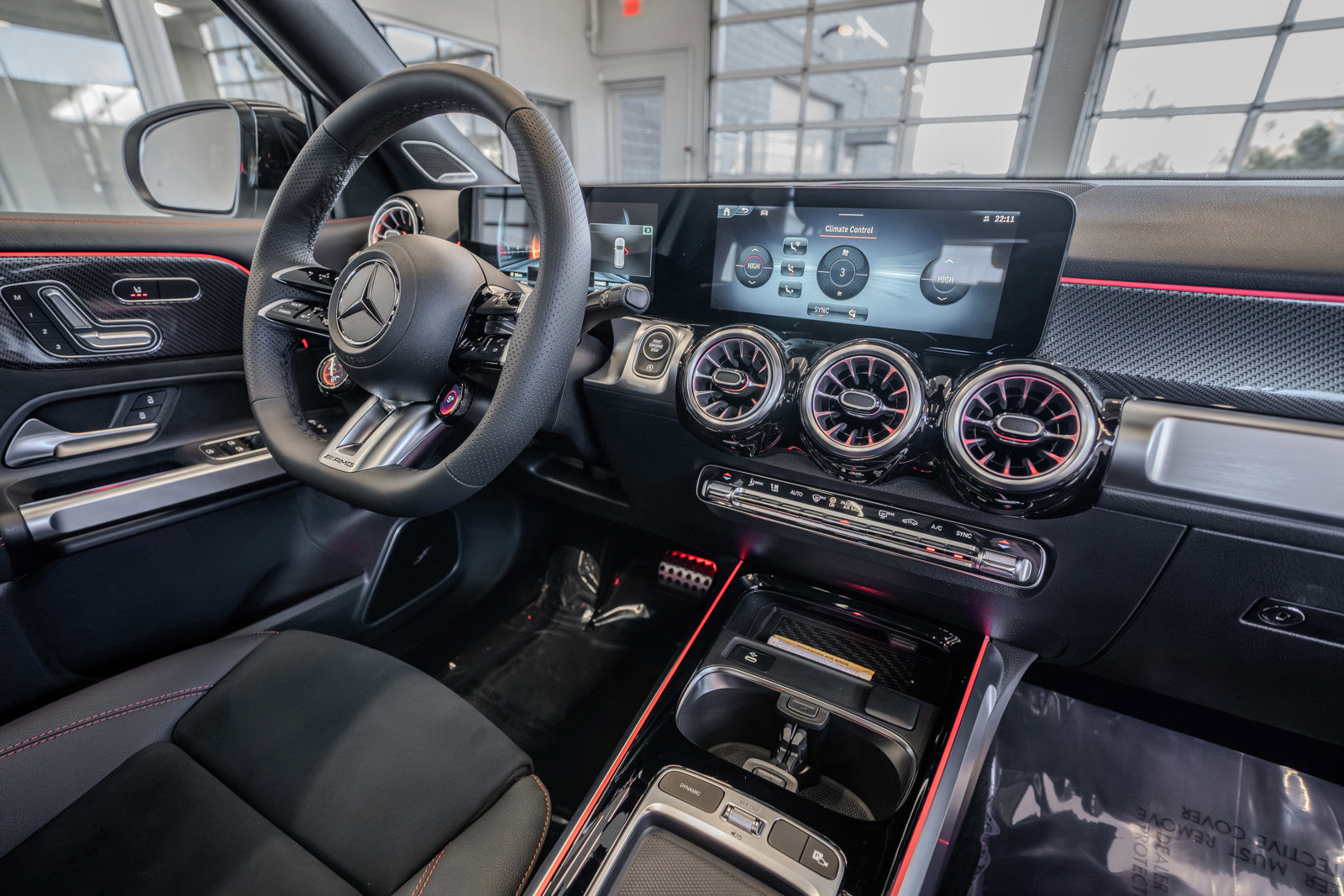 New 2026 Mercedes-Benz GLB 35 AMG 4MATIC image 19