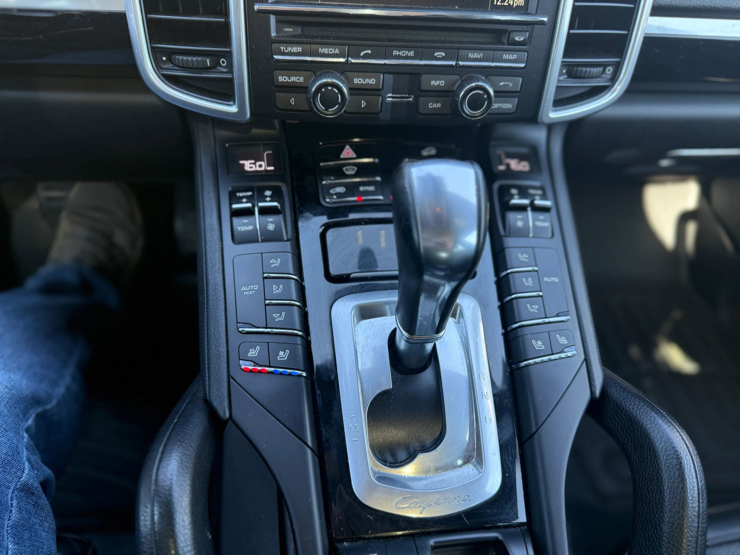 Used 2016 Porsche Cayenne image 16