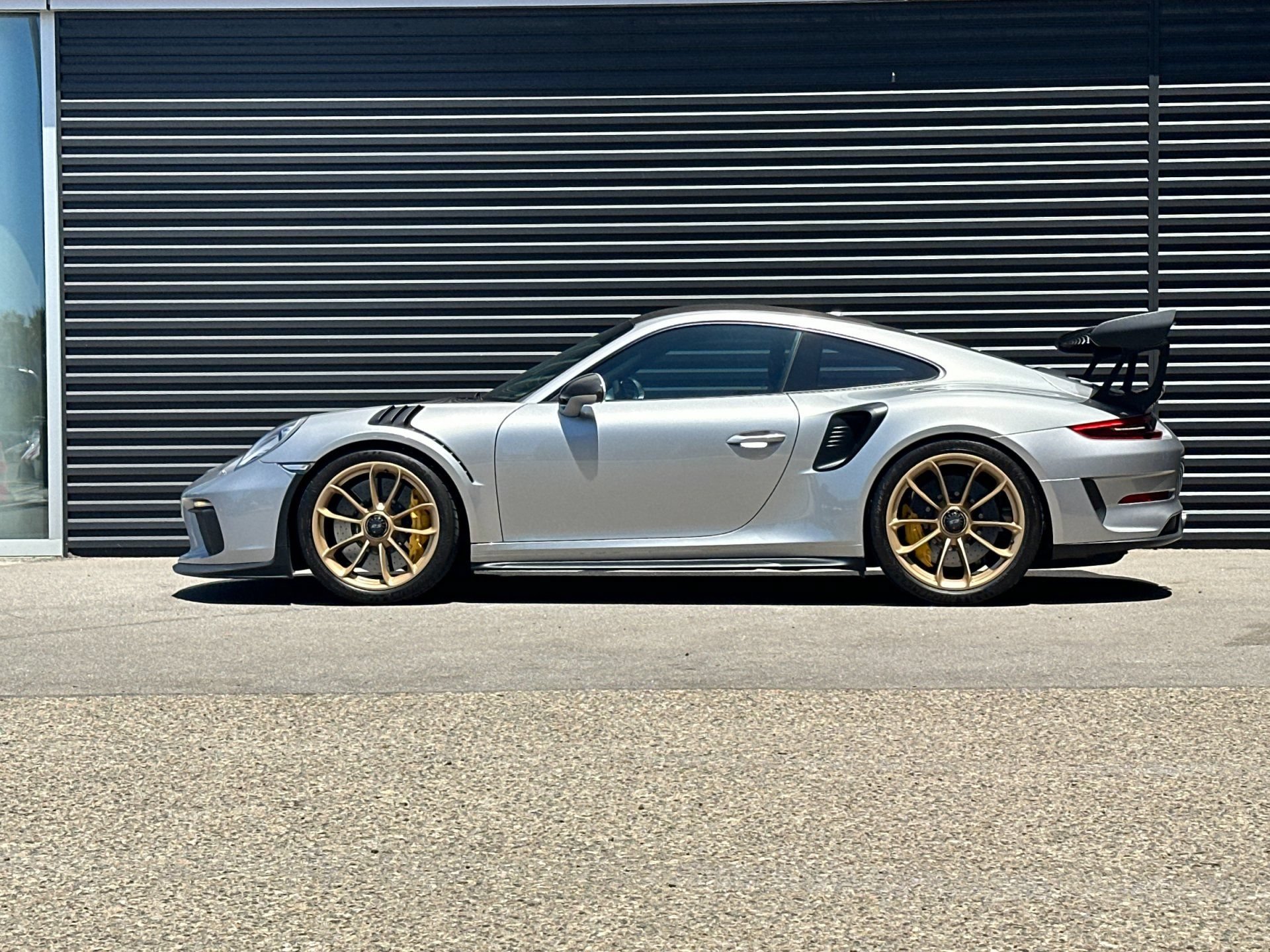 Certified 2019 Porsche 911 GT3 RS RWD image 2