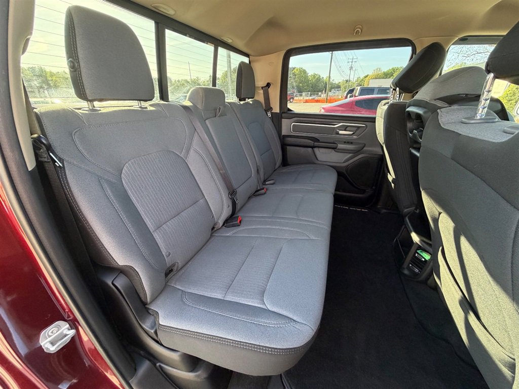 Used 2019 RAM 1500 Big Horn AWD/4WD image 19