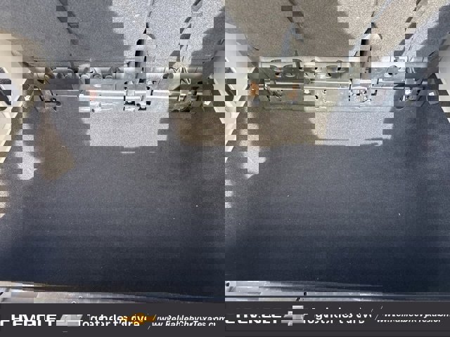 Used 2018 Dodge Grand Caravan SE w/ UConnect Hands-Free Group image 11