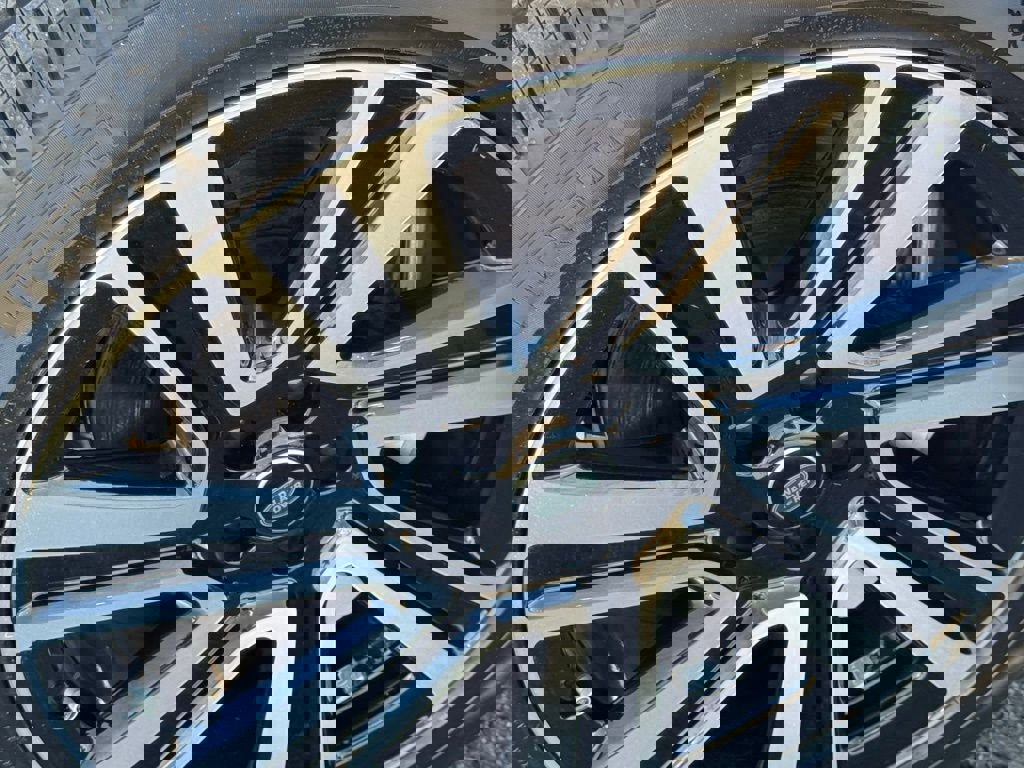 Used 2023 Land Rover Range Rover SE image 12