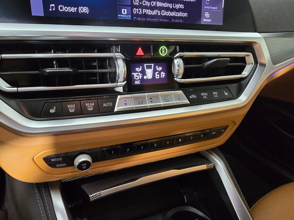 Used 2021 BMW M440i Convertible w/ Premium Package RWD image 29