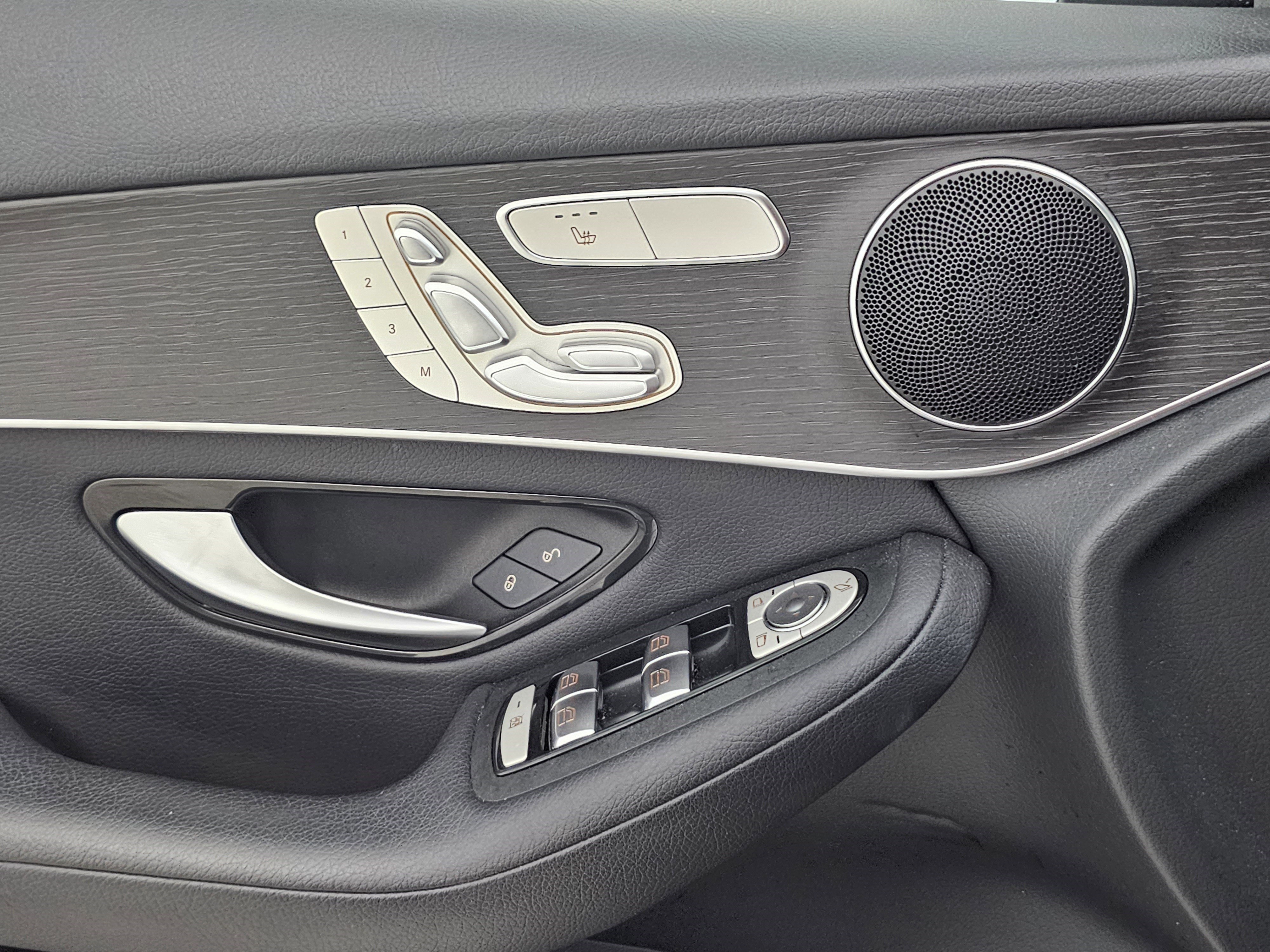 Certified 2022 Mercedes-Benz GLC 300 4MATIC image 11