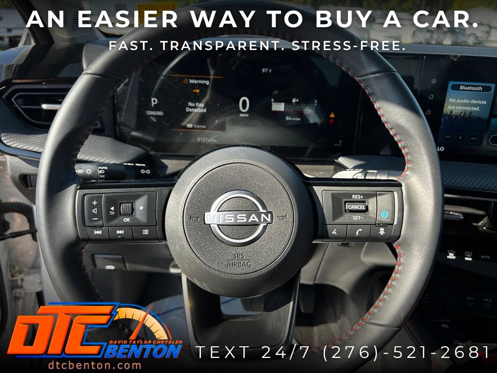 Used 2025 Nissan Kicks SR FWD image 15