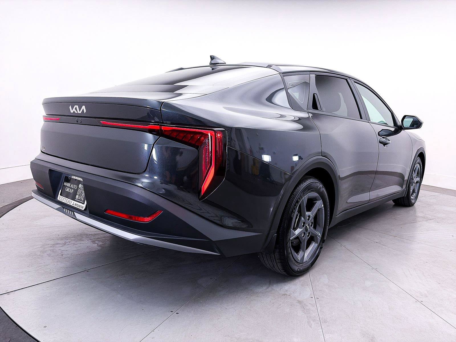 Used 2025 Kia K4 FWD image 15