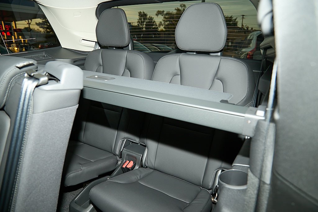 New 2026 Volvo XC90 B6 Plus w/ Protection Package AWD/4WD image 23