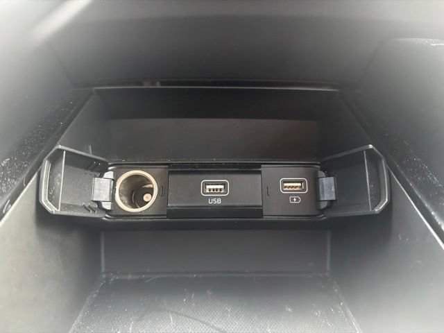 Used 2020 Kia Telluride S AWD/4WD image 38