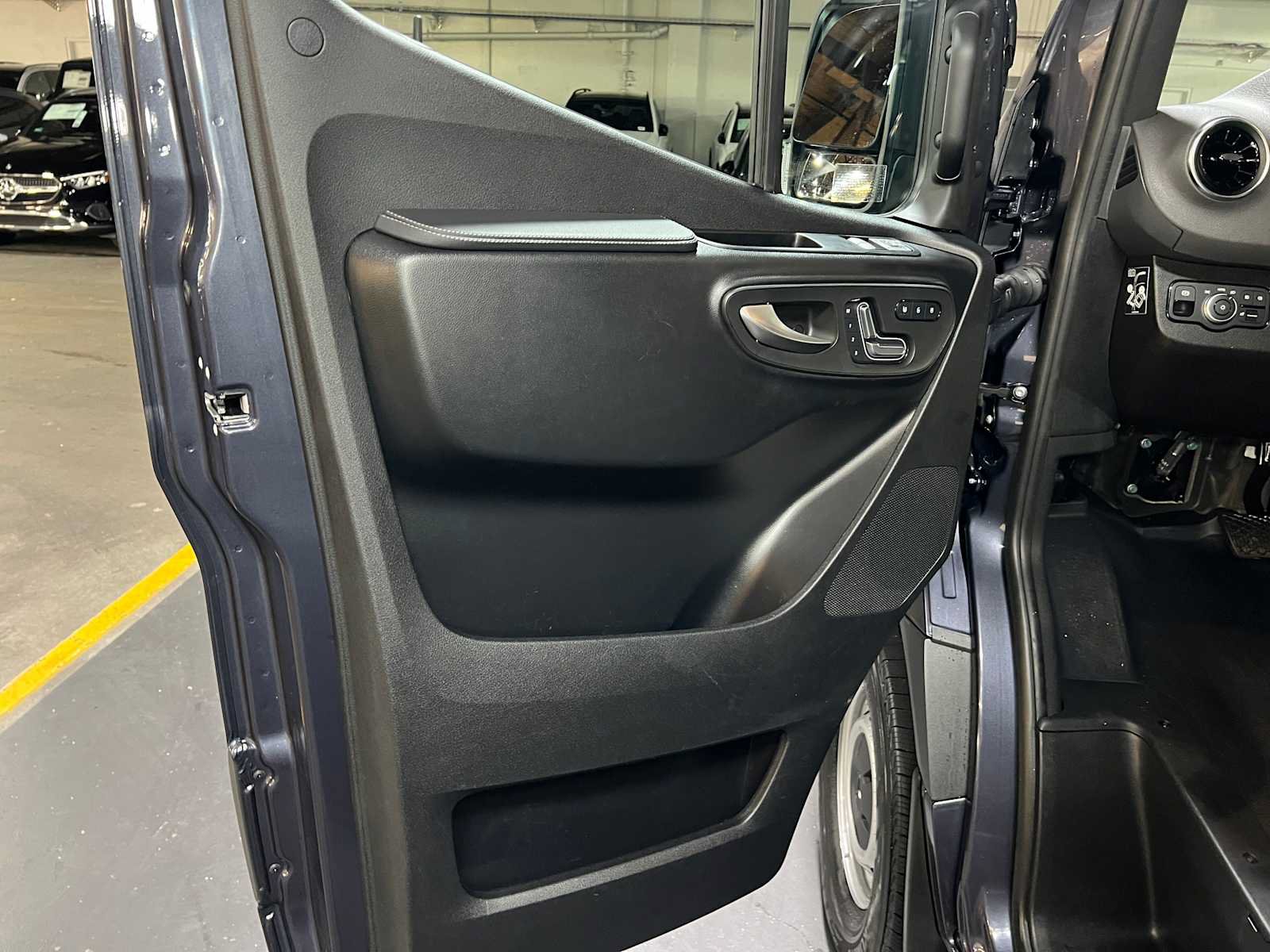 Used 2026 Mercedes-Benz Sprinter 2500 image 20