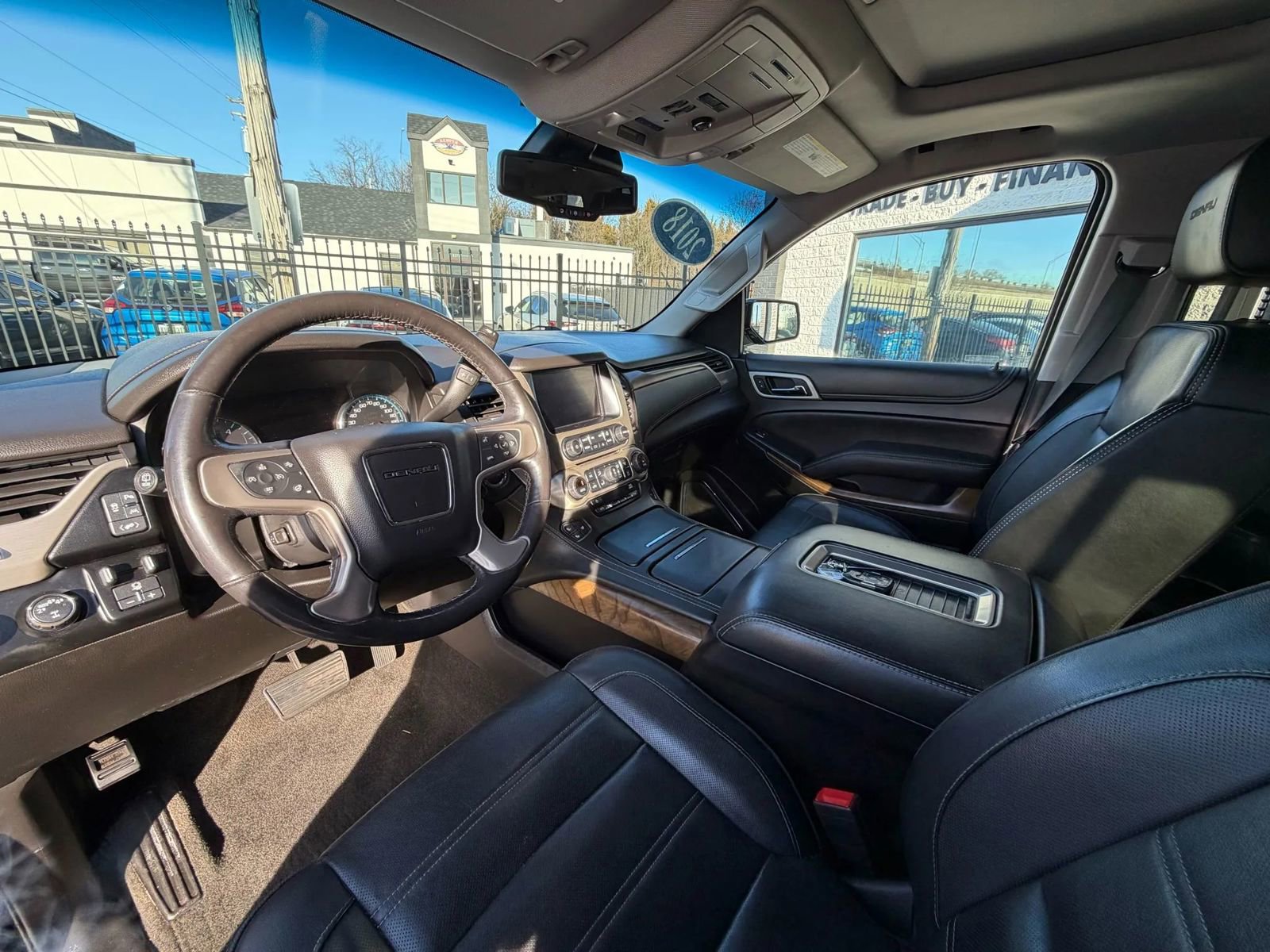 Used 2018 GMC Yukon XL Denali w/ Open Road Package image 44