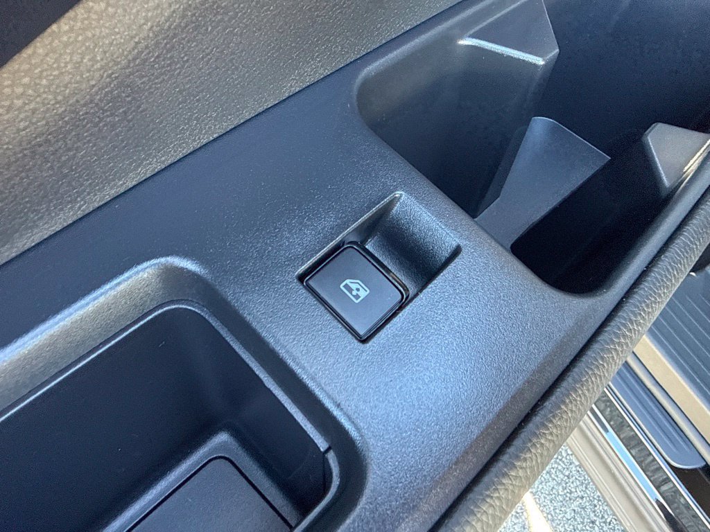 Certified 2023 Nissan Pathfinder SL AWD/4WD image 25