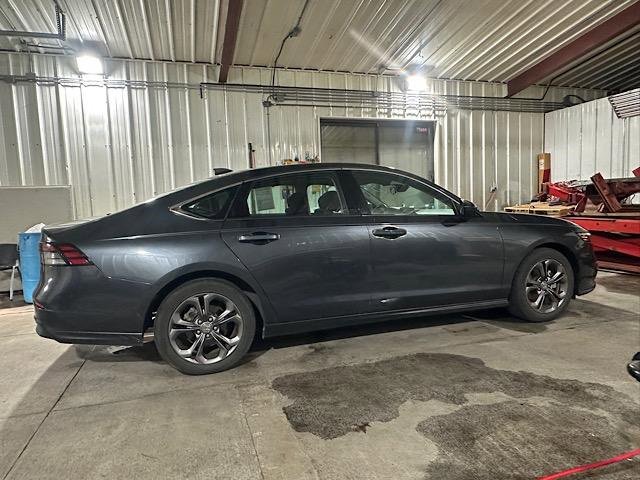 Used 2023 Honda Accord EX image 8