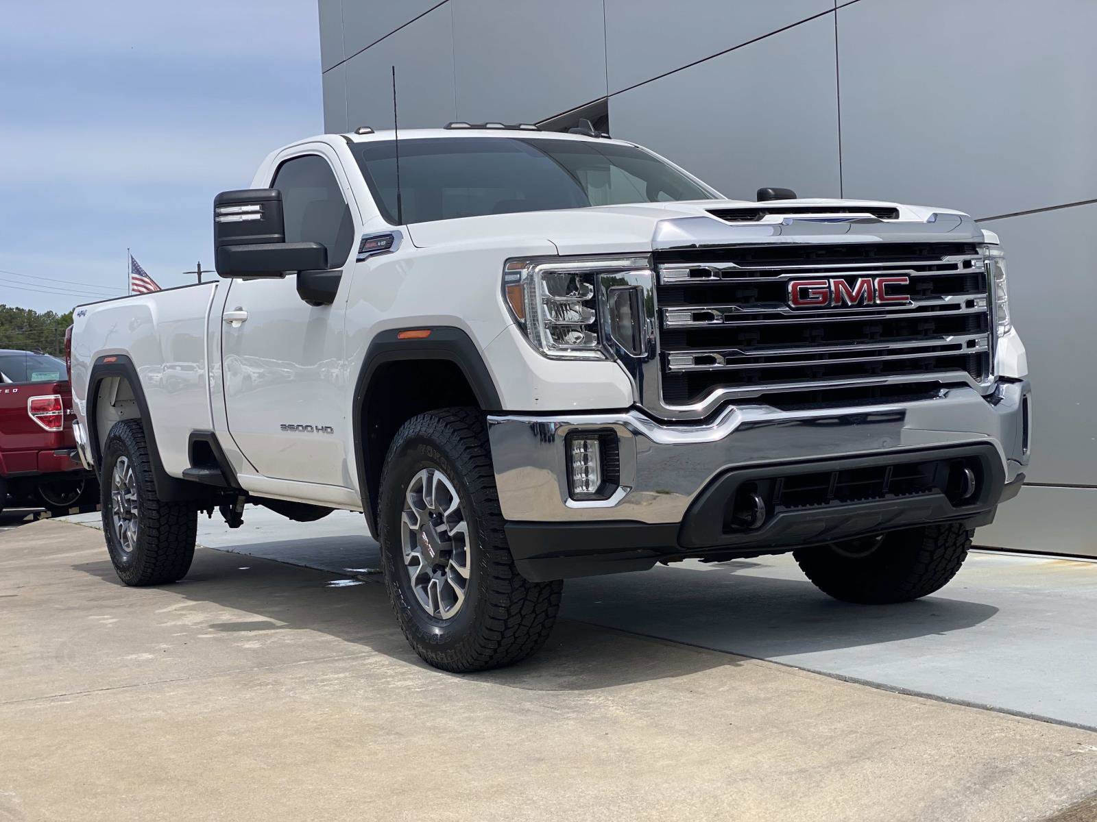 Used 2022 GMC Sierra 3500 SLE w/ SLE Convenience Package AWD/4WD image 1