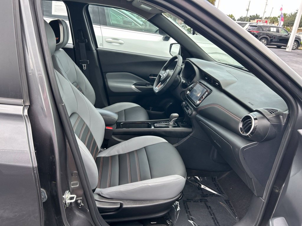 Certified 2024 Nissan Kicks SR w/ SR Premium Package FWD image 39