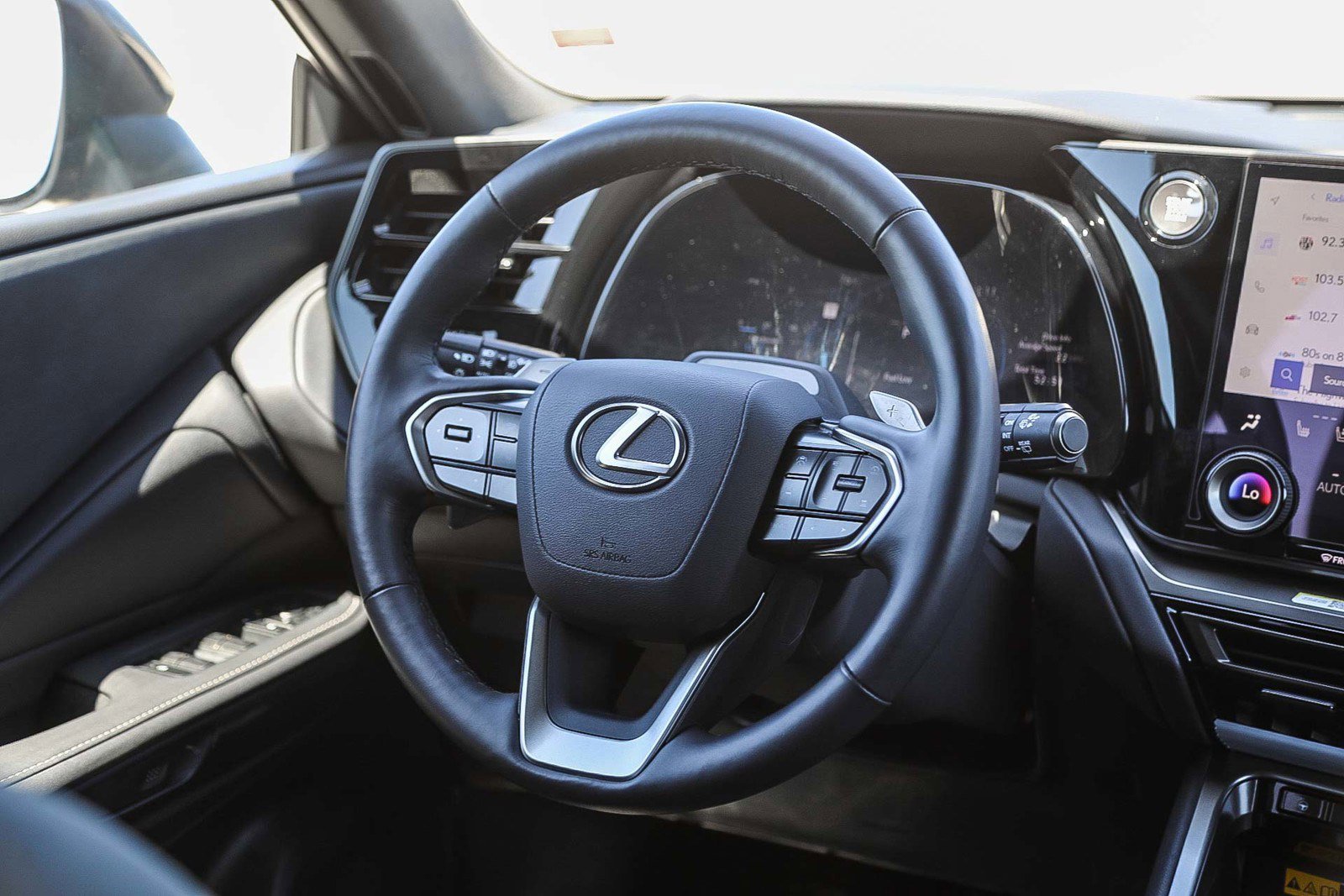 Used 2025 Lexus TX 350 AWD w/ Technology Package image 15