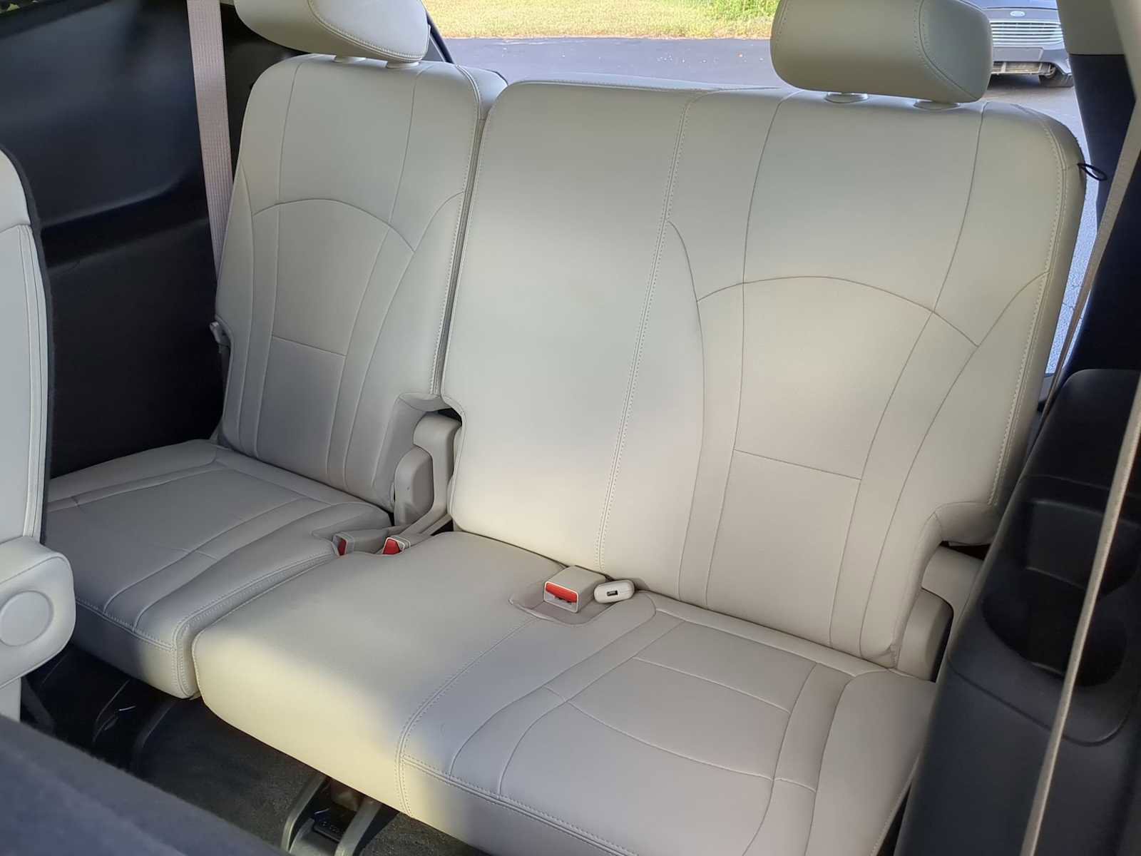 Used 2023 Buick Enclave Essence w/ Experience Buick Package image 25