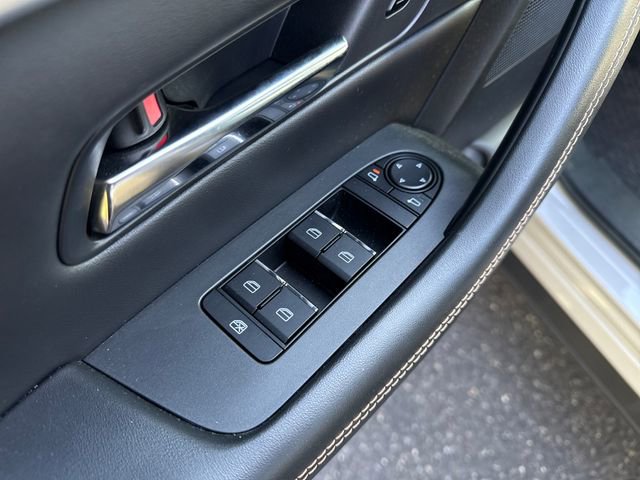 Used 2025 MAZDA CX-90 3.3 Turbo w/ Preferred Package image 26