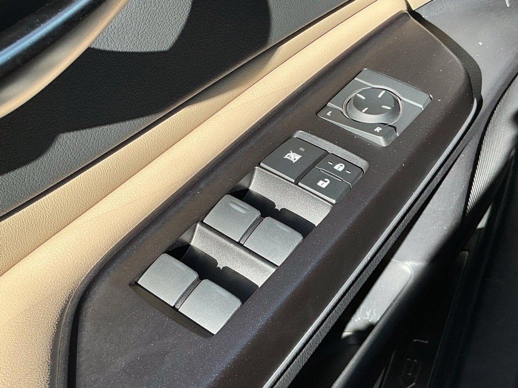 Used 2019 Lexus ES 300h FWD image 13
