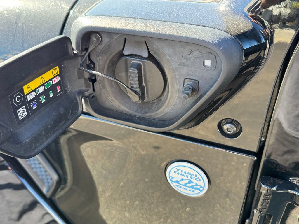 Used 2023 Jeep Wrangler Sahara 4xe image 8
