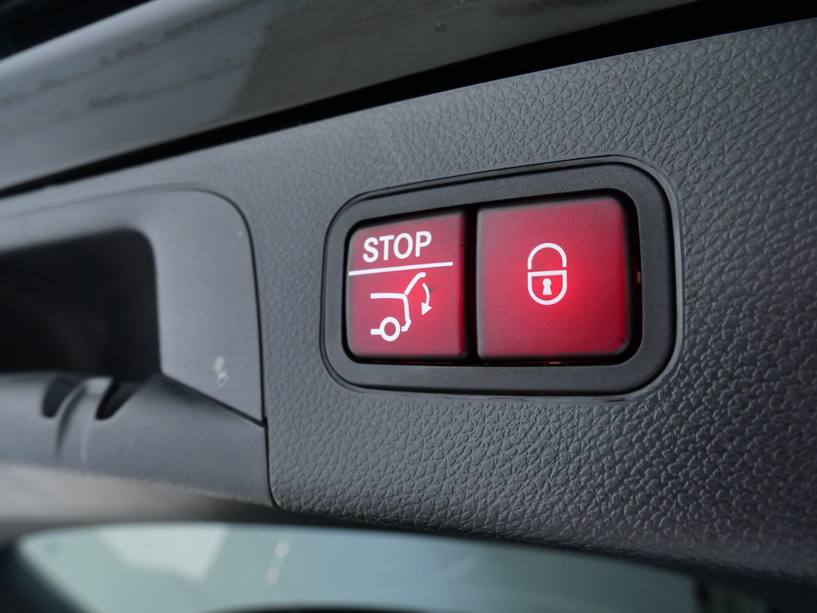 Certified 2022 Mercedes-Benz GLC 300 4MATIC image 8