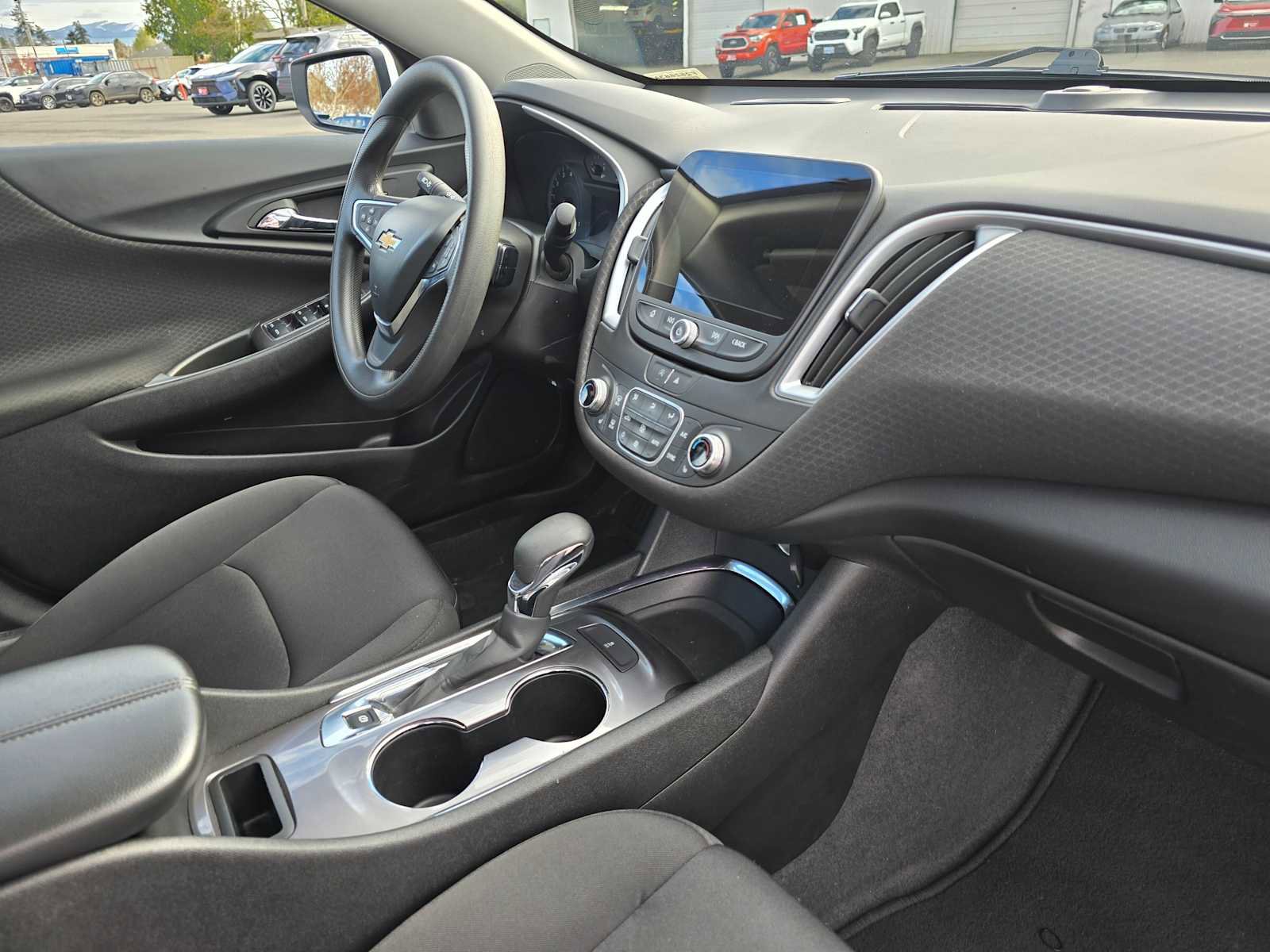 Used 2023 Chevrolet Malibu LT image 12