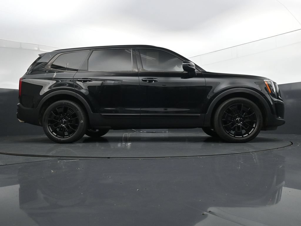 Used 2022 Kia Telluride SX w/ Nightfall Edition Package AWD/4WD image 37