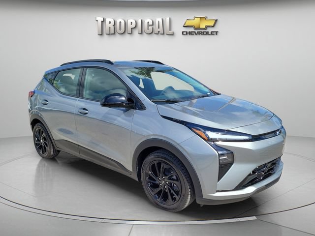 New 2027 Chevrolet Bolt RS w/ Technology Package FWD image 4