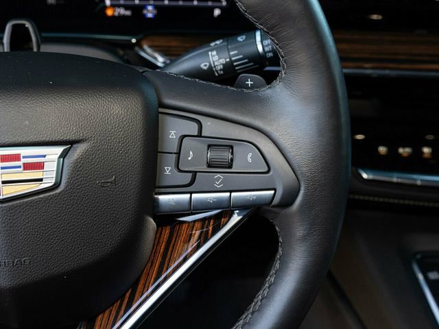Used 2023 Cadillac Escalade ESV Premium Luxury image 38