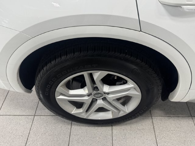 Used 2019 Audi Q5 Premium Plus w/ Convenience Package AWD/4WD image 12