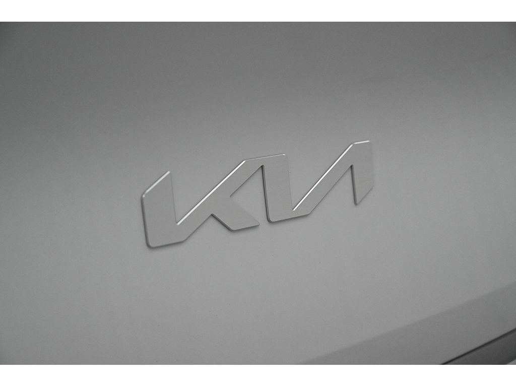 New 2025 Kia EV6 Light w/ Light LR Technology Package image 36