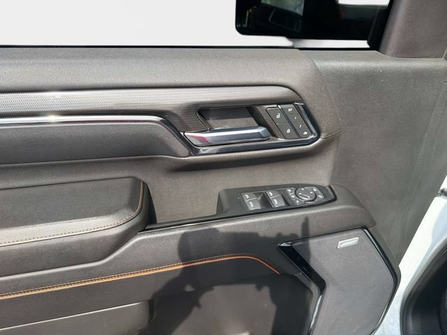 Used 2024 GMC Sierra 2500 AT4 w/ AT4 Premium Plus Package AWD/4WD image 15