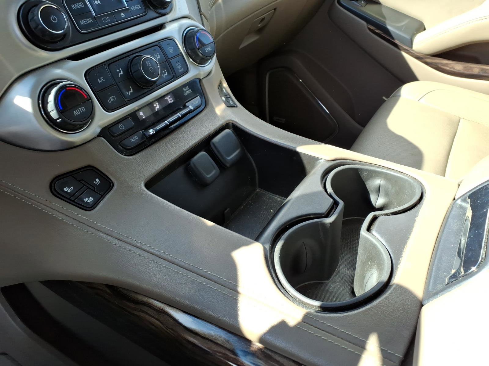 Used 2017 GMC Yukon SLT w/ Open Road Package image 16